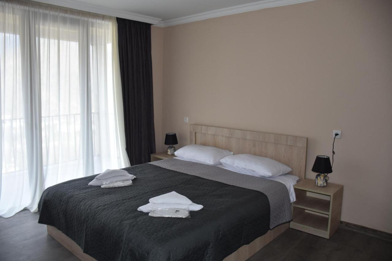 Nikala'S House Hotel Borjomi ภายนอก รูปภาพ