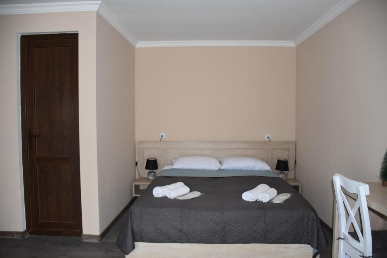 Nikala'S House Hotel Borjomi ภายนอก รูปภาพ