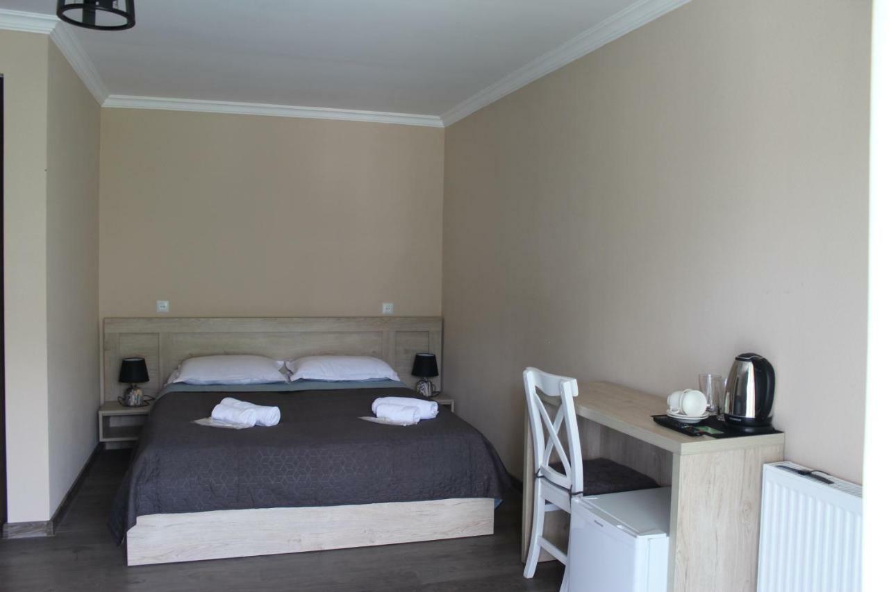 Nikala'S House Hotel Borjomi ภายนอก รูปภาพ