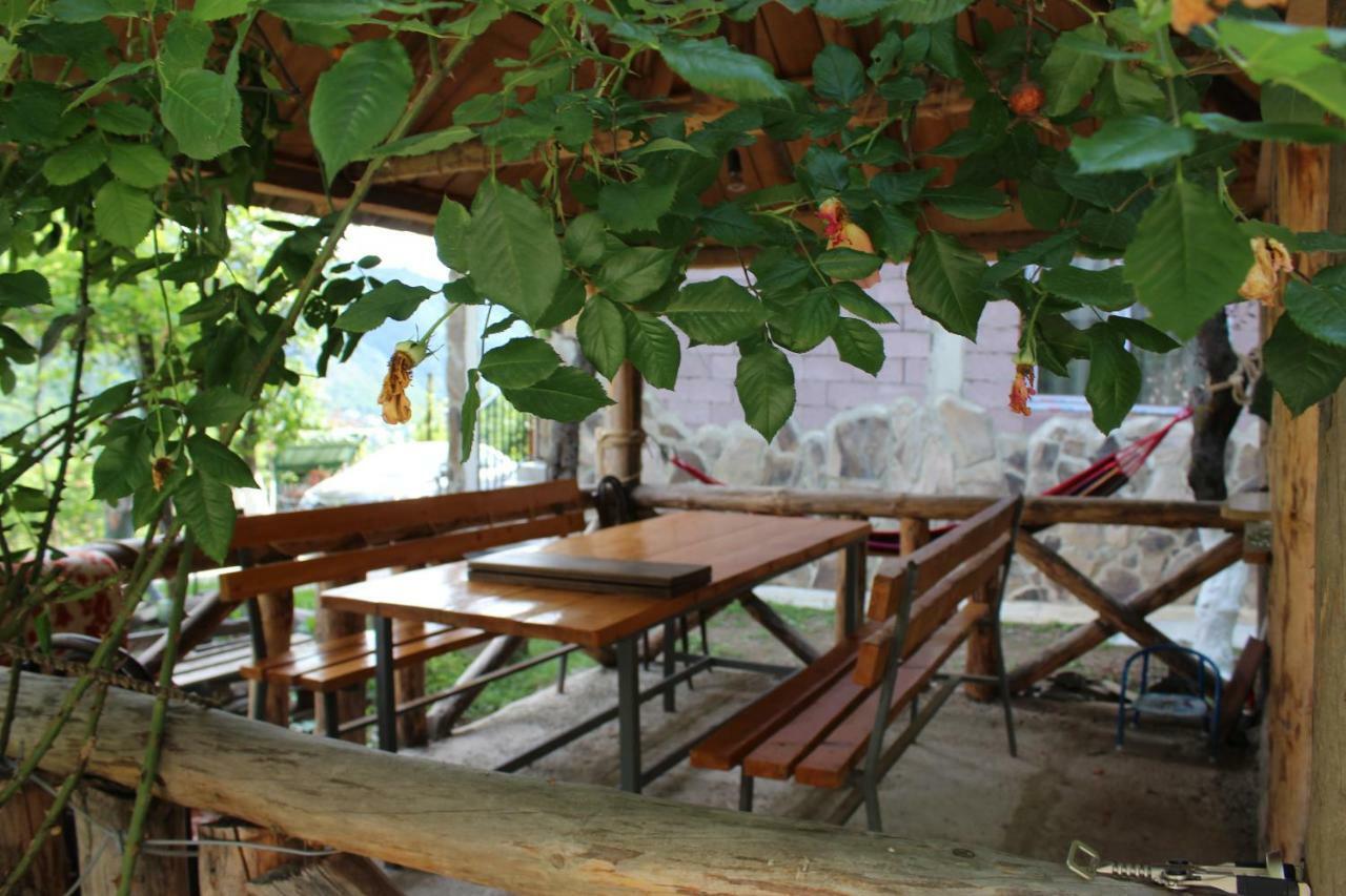 Nikala'S House Hotel Borjomi ภายนอก รูปภาพ