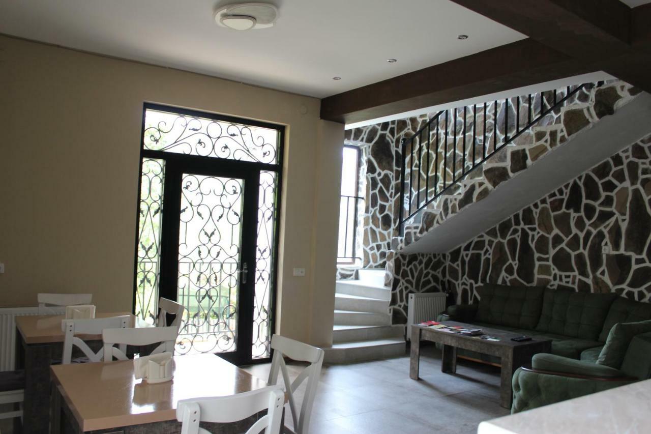 Nikala'S House Hotel Borjomi ภายนอก รูปภาพ